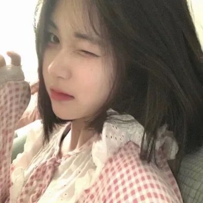 雏燕鸣春